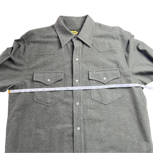Work n Sport Long Sleeve Button Down Shirt Size Medium NWT - Picture 7 of 9